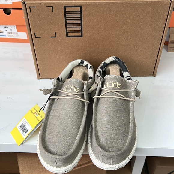 Hey Dude Men's Wally - Picture 2 of 4